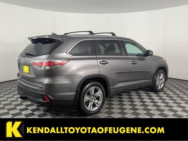 used 2016 Toyota Highlander car, priced at $22,998