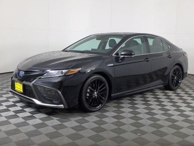 used 2021 Toyota Camry Hybrid car, priced at $31,996