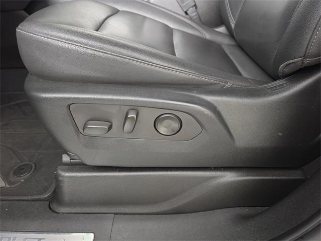 used 2022 Chevrolet Tahoe car, priced at $52,998