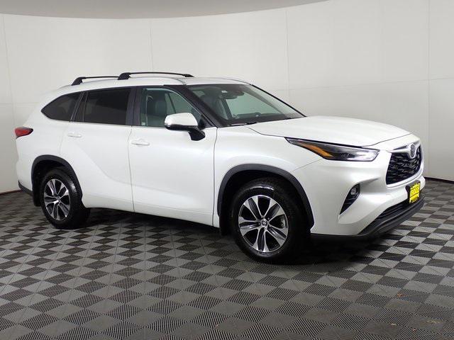 used 2023 Toyota Highlander car, priced at $40,788