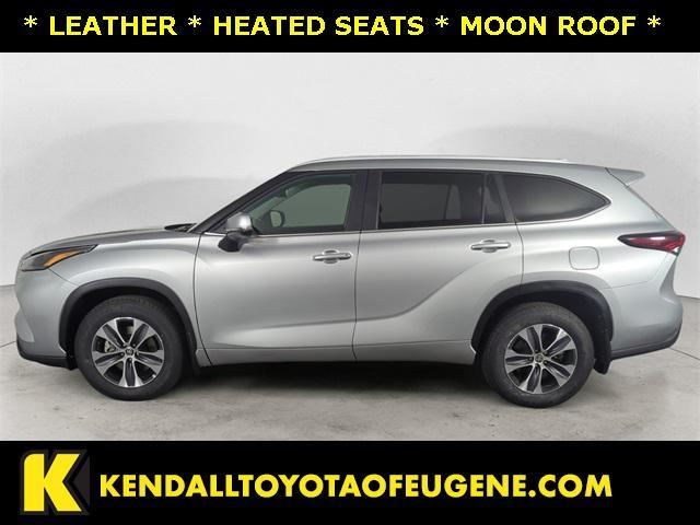 used 2024 Toyota Highlander car, priced at $45,092