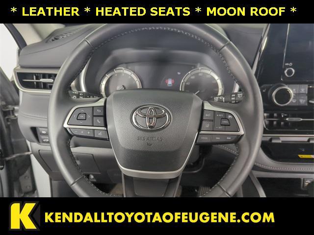 used 2024 Toyota Highlander car, priced at $45,092