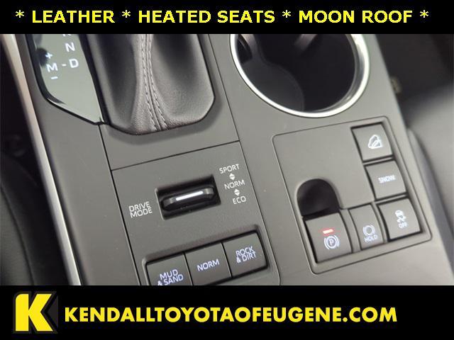 used 2024 Toyota Highlander car, priced at $45,092
