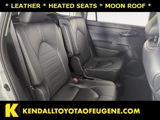 used 2024 Toyota Highlander car, priced at $45,092