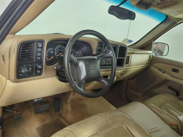 used 2000 Chevrolet Suburban car, priced at $5,778