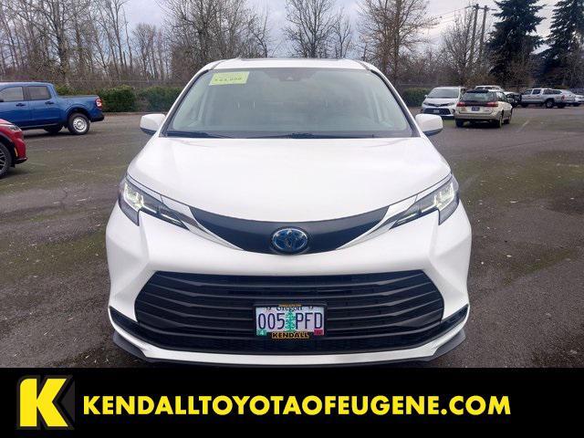 used 2022 Toyota Sienna car, priced at $43,998