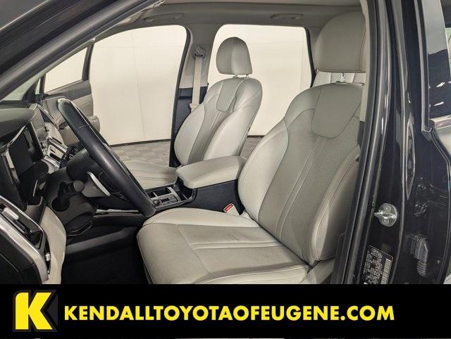 used 2023 Kia Sorento Hybrid car, priced at $35,998