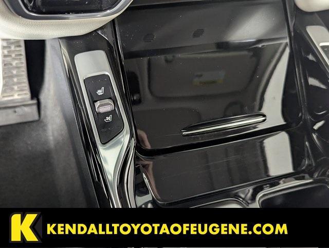 used 2023 Kia Sorento Hybrid car, priced at $35,998