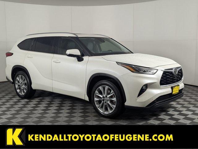 used 2020 Toyota Highlander car, priced at $36,998