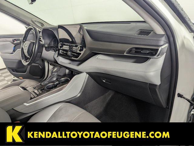 used 2020 Toyota Highlander car, priced at $36,998