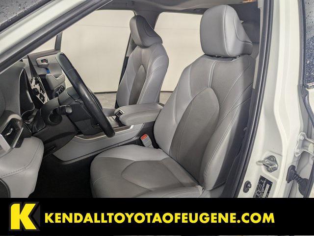 used 2020 Toyota Highlander car, priced at $36,998