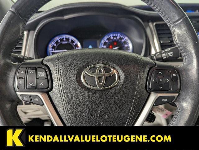 used 2015 Toyota Highlander car, priced at $19,998