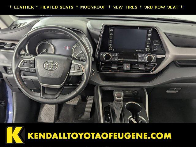 used 2022 Toyota Highlander car, priced at $33,896