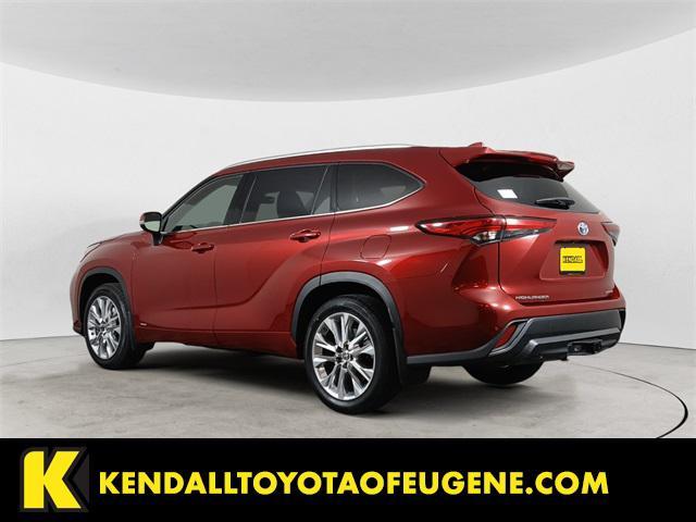 used 2022 Toyota Highlander Hybrid car, priced at $46,998