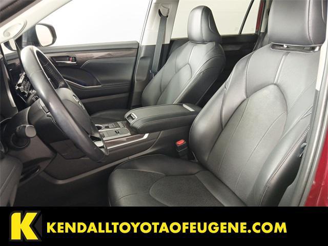 used 2022 Toyota Highlander Hybrid car, priced at $46,998