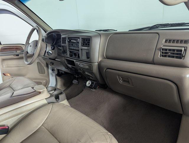 used 2000 Ford Excursion car