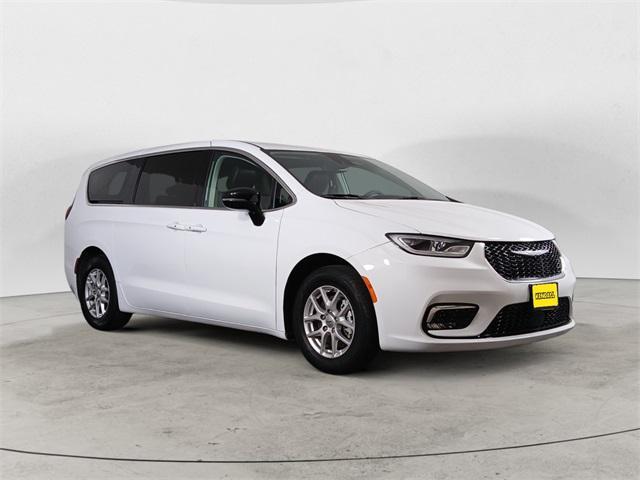 used 2024 Chrysler Pacifica car, priced at $33,998