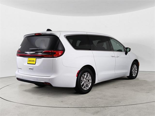 used 2024 Chrysler Pacifica car, priced at $33,998
