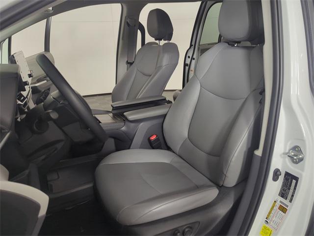 used 2023 Toyota Sienna car, priced at $43,998