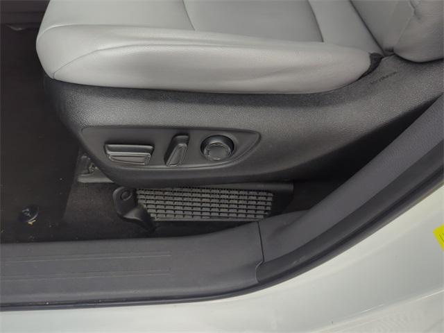 used 2023 Toyota Sienna car, priced at $43,998