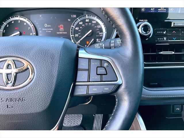 used 2021 Toyota Highlander car, priced at $34,591