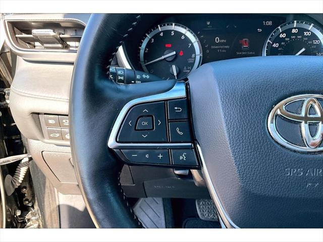 used 2021 Toyota Highlander car, priced at $34,591