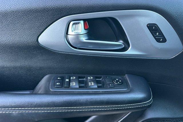 used 2020 Chrysler Pacifica car, priced at $23,997