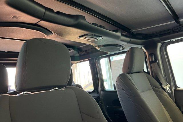 used 2022 Jeep Wrangler Unlimited car, priced at $27,495