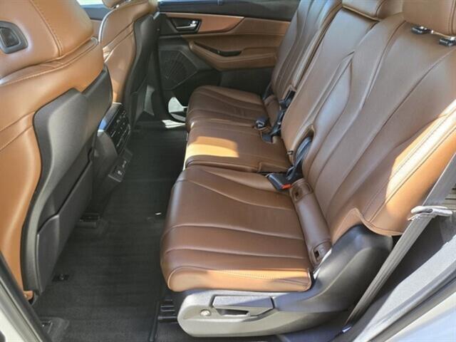 used 2023 Acura MDX car, priced at $41,497