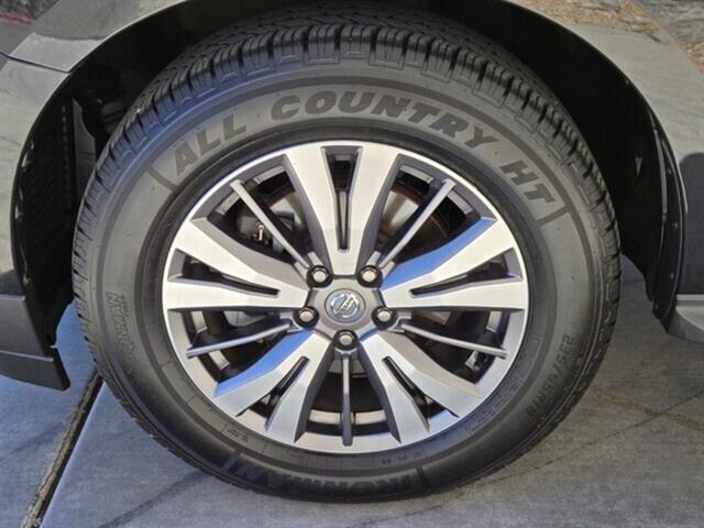 used 2020 Nissan Pathfinder car, priced at $20,997