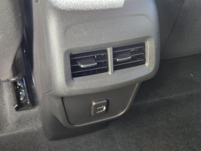 used 2023 Chevrolet Equinox car, priced at $24,997