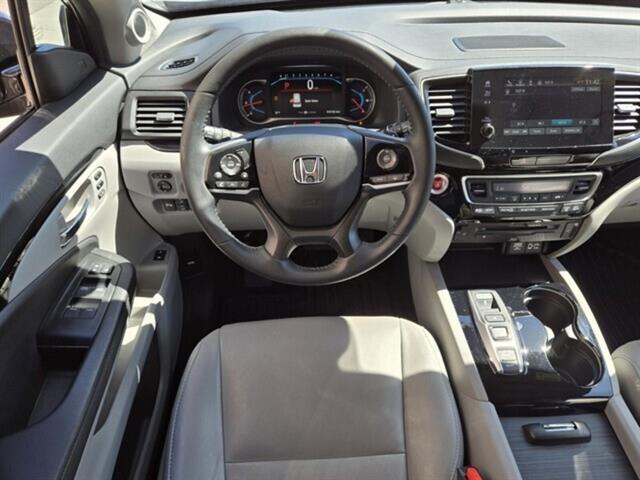 used 2022 Honda Pilot car, priced at $33,997