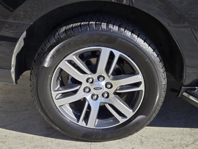used 2023 Ford Expedition car, priced at $42,997