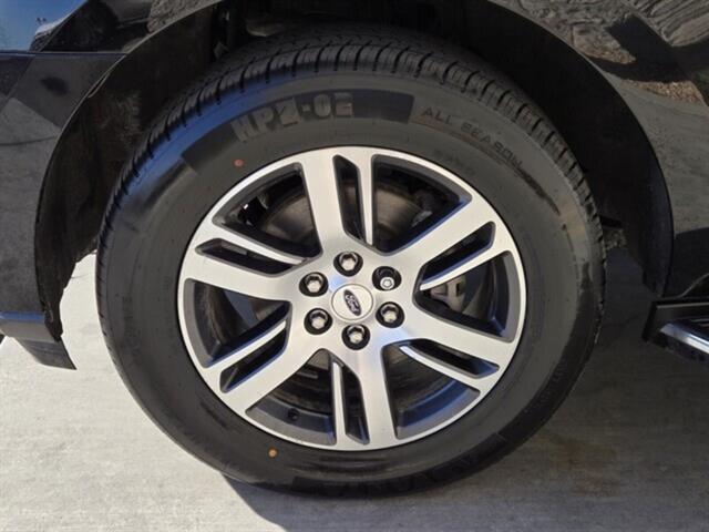 used 2023 Ford Expedition car, priced at $42,997