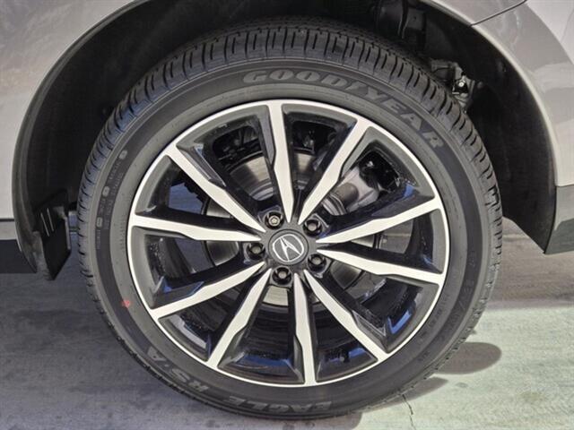 new 2025 Acura RDX car, priced at $56,400