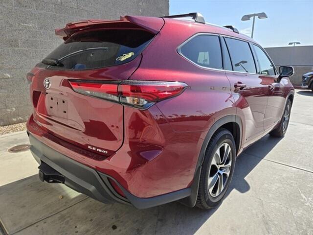 used 2020 Toyota Highlander car, priced at $34,997
