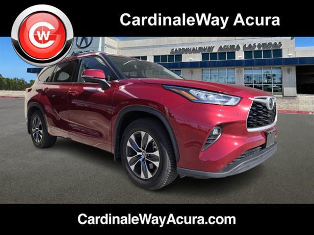used 2020 Toyota Highlander car, priced at $35,597