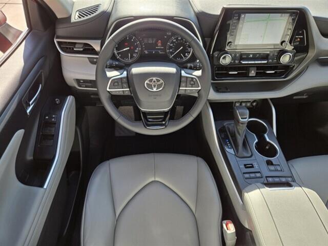used 2020 Toyota Highlander car, priced at $32,997