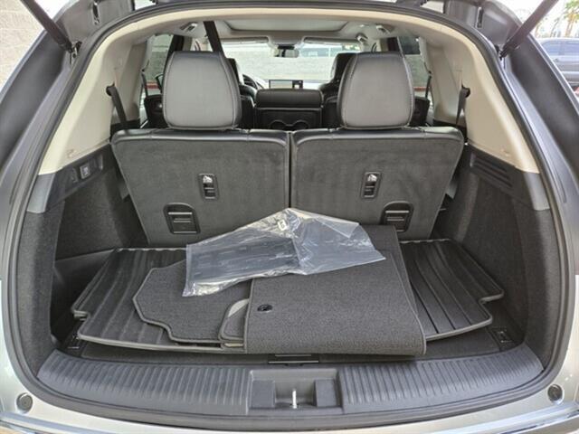 used 2024 Acura MDX car, priced at $49,997