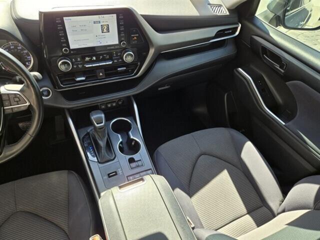 used 2021 Toyota Highlander car, priced at $25,497