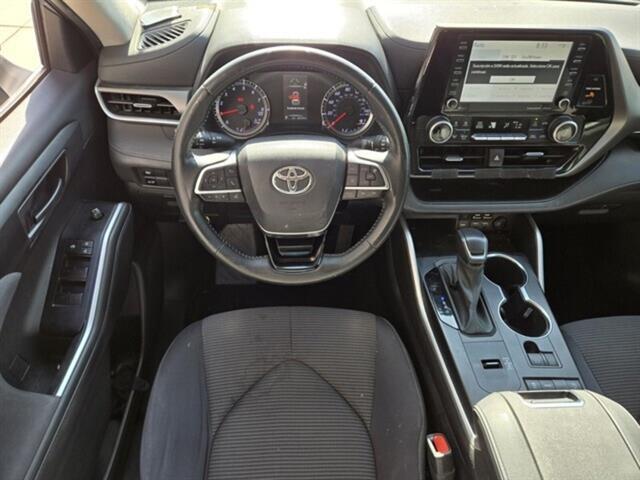 used 2021 Toyota Highlander car, priced at $27,997
