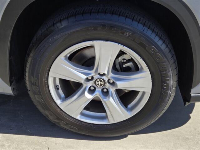 used 2021 Toyota Highlander car, priced at $25,497