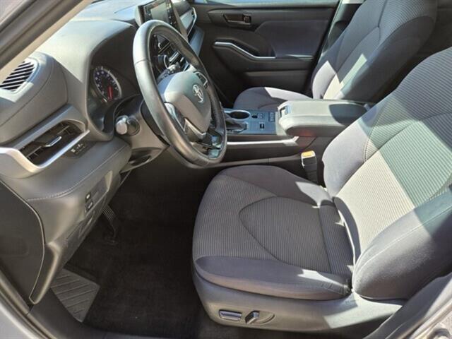 used 2021 Toyota Highlander car, priced at $25,497