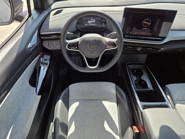 used 2024 Volkswagen ID.4 car, priced at $25,997
