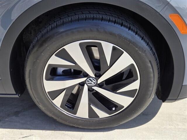 used 2024 Volkswagen ID.4 car, priced at $25,997