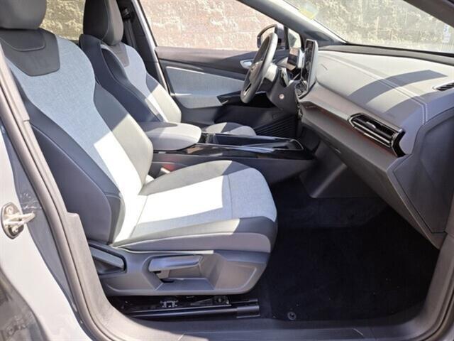 used 2024 Volkswagen ID.4 car, priced at $25,997