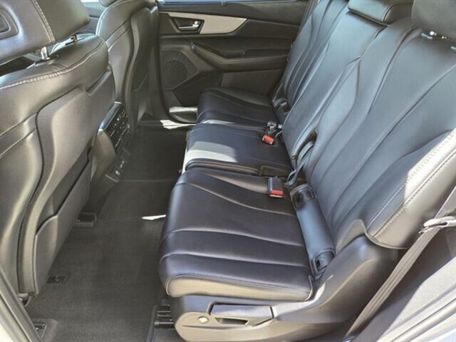 used 2024 Acura MDX car, priced at $45,997