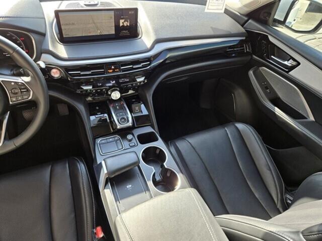 used 2024 Acura MDX car, priced at $45,997