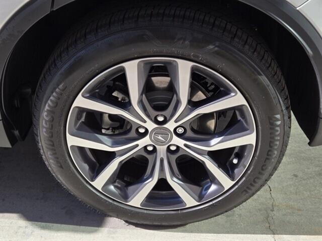 used 2024 Acura MDX car, priced at $45,997