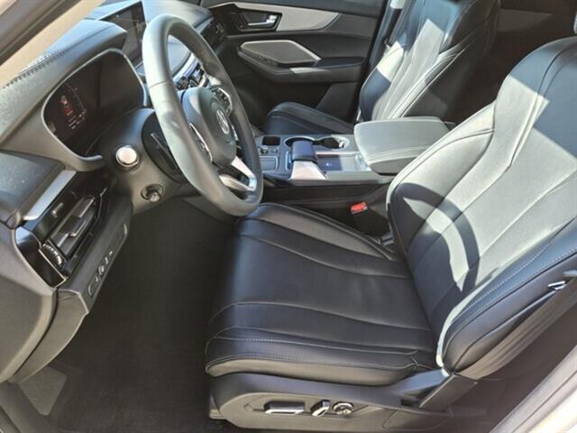 used 2024 Acura MDX car, priced at $45,997
